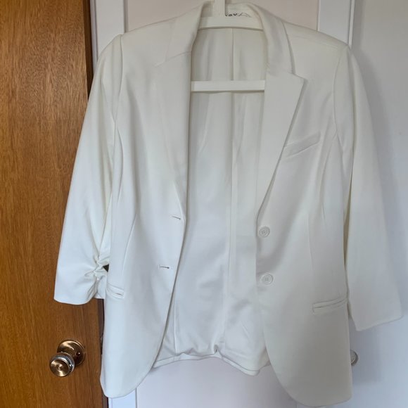 White 3/4 sleeve blazer - Picture 6 of 6